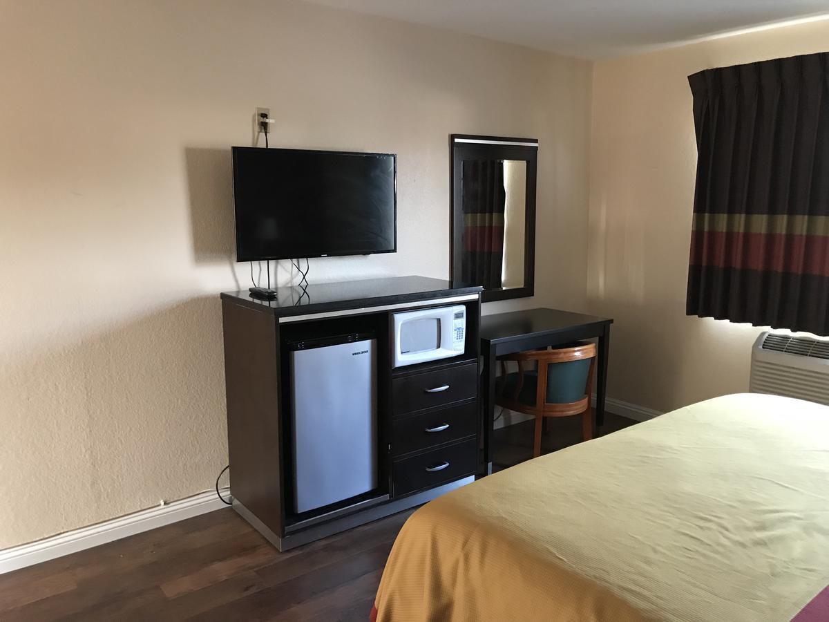Manhattan & 3* Manhattan Beach